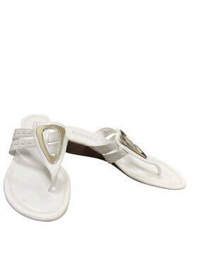 Laura Scott wms white silver accent slip open toe sandals sz 9.5M SKU 10,021